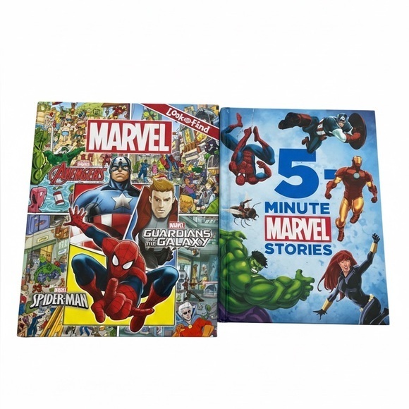 Marvel Other - Marvel avengers book bundle